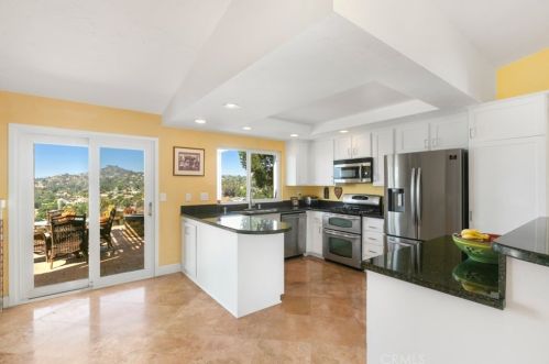 3806 Via Escuda, La Mesa CA 91941-7315 exterior