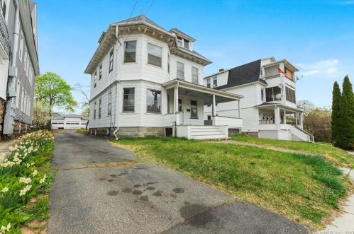 31 Perry St, United States Coast Guard Ac, CT 06320-4707