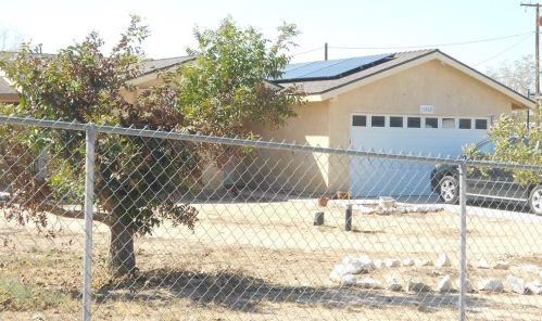 14262 Diamond Rd, Victorville, CA 92392-9325