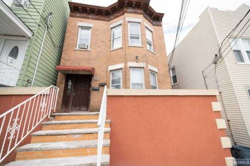 1209 86th St, North Bergen, NJ 07047-4313
