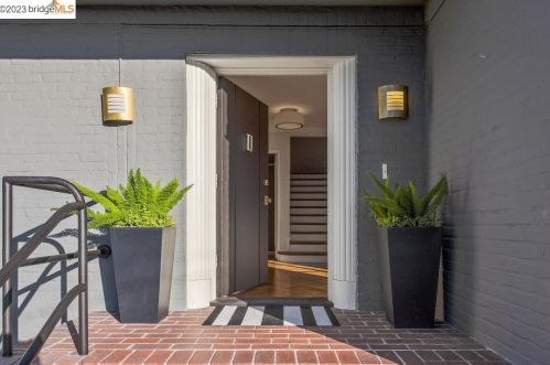 665 Blair Ave, Oakland, CA 94611-3445