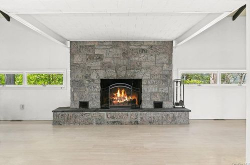 39 Lakeview Dr, Whaley Lake NY  12531-5532 exterior