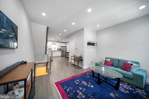 1345 Mascher St, Philadelphia PA  19122-4618 exterior