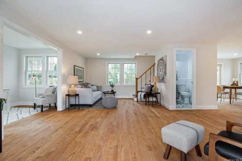 57 Pleasant Ave, White Plains, NY 10605-2509