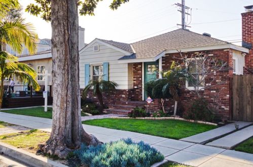 285 Ravenna Dr, Long Beach, CA 90803-3613