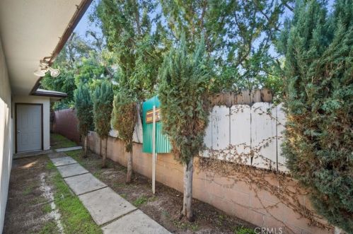 8747 Duarte Rd, San Gabriel CA  91775-1501 exterior