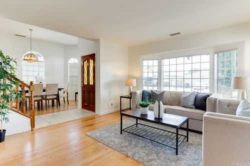 4353 Radnor Ave, Lakewood, CA 90713-2546