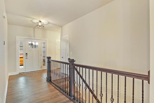 2084 7th Pl, Kenosha, WI 53140-6220