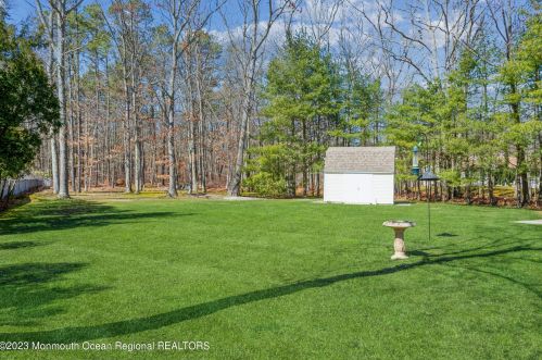 362 Diamond Rd, Jackson Twp NJ  08527-3137 exterior