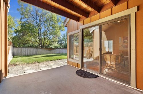 8 Alameda Park Cir, Chico CA 95928-4174 exterior