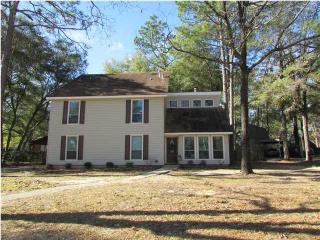 5621 Erhard Dr, Mobile, AL 36618-2675