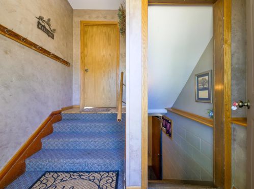 319 Spruce St, Alex MN  56308-2062 exterior