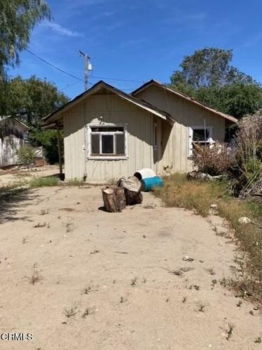 545 Sycamore St, Santa Paula, CA 93060-1740