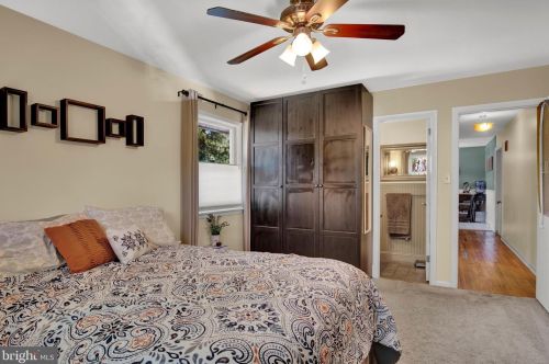 81 Moongale Dr, Carlisle PA  17013-2116 exterior