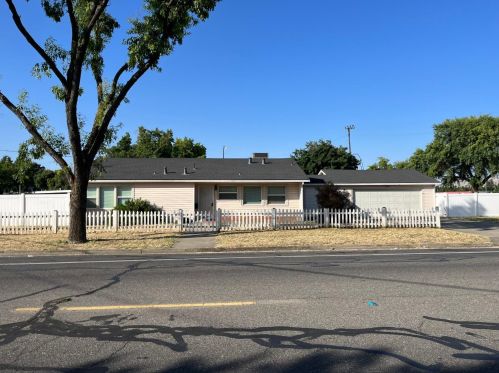 310 Salado Ave, Grayson, CA 95363-2231