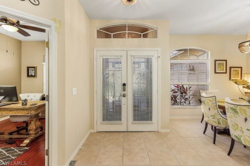 9832 Alhambra Ln, Bonita Springs, FL 34135-2812