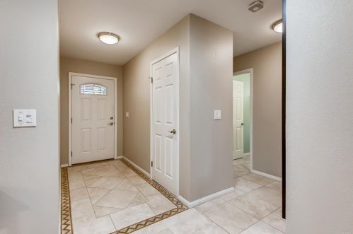 757 Honeydew Ln, Vista CA  92084-3115 exterior