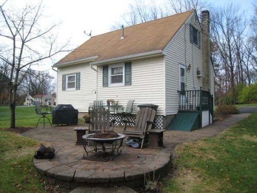 15 Spruce Dr, Andover, NJ 07821-2235