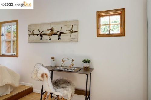 3963 Altamont Ave, Oakland CA 94605-2602 exterior