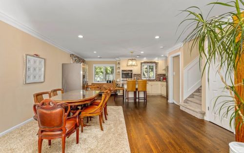 5 Ruby Ln, Huntington Station, NY 11746-4518
