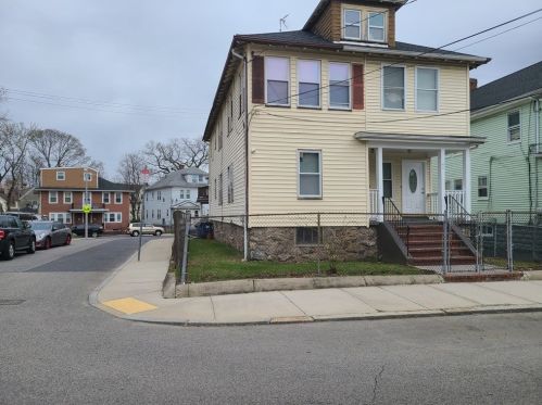 40 Rockdale St, Boston, MA