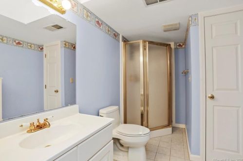 111 Little Brook Rd, New Canaan CT  06840-4917 exterior