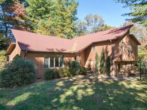 24 Oaks Cir, Asheville, NC 28806-9301