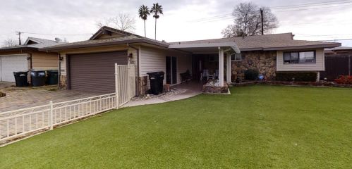 5821 Larry Way, North Highlands, CA 95660-4414