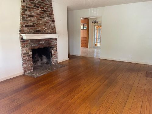 246 St Francis St, Redwood City, CA 94062-2904