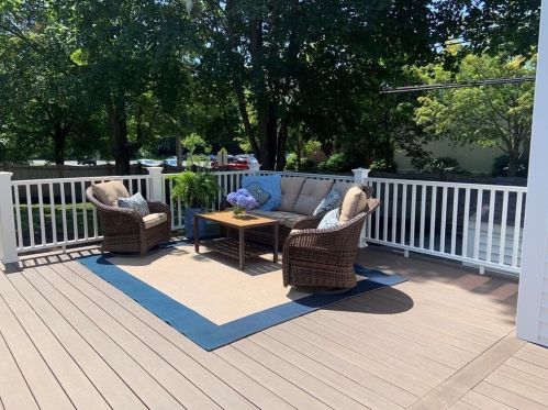 33 Pickering St, Danvers MA  01923-2017 exterior