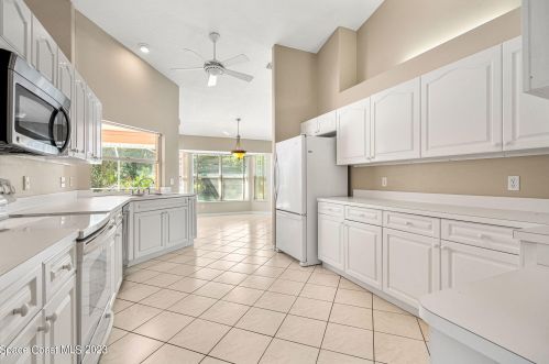 1026 Blossom Dr, Sebastian FL  32958-5110 exterior