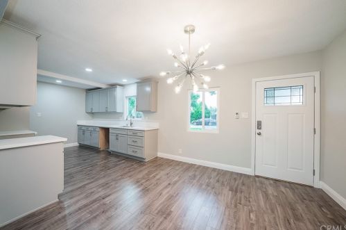 1445 Salina St, Upland CA  91786-8132 exterior