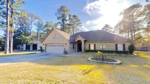 416 Broadmoor Dr, Browndell, TX 75931-7446