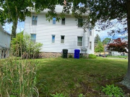 34 Oak St, Litchfield, CT 06787-1726
