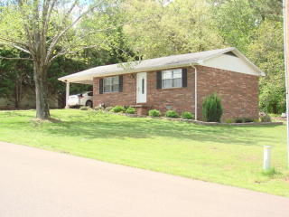 424 Lake St, Paris, TN 38242-4573