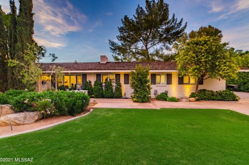 35 Calle De Felicidad, Tucson, AZ 85716-4913