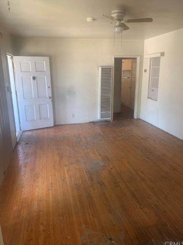 2108 Adriatic Ave, Long Beach, CA 90810-3553