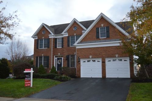 5364 Yorktown Run Ct, Haymarket, VA 20169-4505