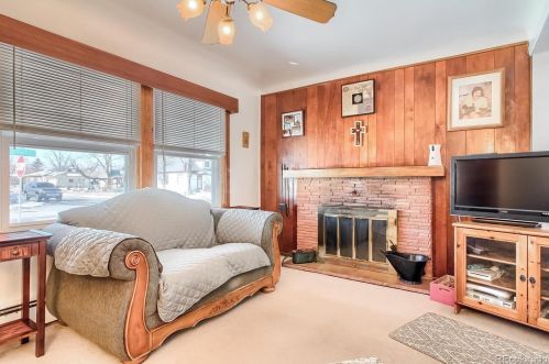 4100 Pearl St, Englewood CO 80113-6913 exterior