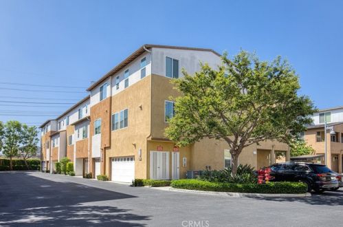 1538 Artesia Blvd, Gardena, CA 90248-3216