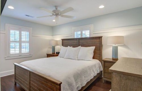 416 Carolina Blvd, Isle Of Palms SC  29451-2113 exterior