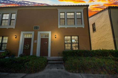 715 Siena Palm Dr, Kissimmee, FL 34747-4889