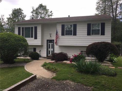 9143 Wilverne Dr, Drakesburg, OH 44288-1463