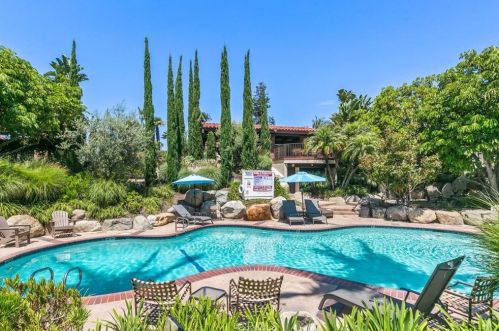 1333 Park Plaza Dr, Long Beach, CA 90804-3286