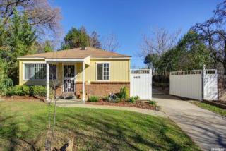 4415 71st St, Sacramento CA  95820-3511 exterior