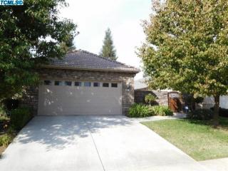 4016 Willow Ave, Visalia, CA 93292-7733