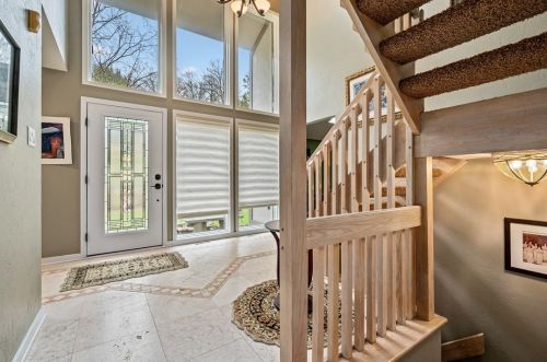 2064 Lake Marshall Dr, Gibsonia, PA 15044-7423