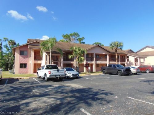 2201 5th St, Lehigh Acres, FL 33936-4334