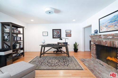 4866 Haskell Ave, Van Nuys CA  91436-1627 exterior