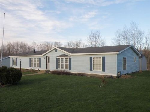 10173 John Williams Ave, Cranesville, PA 16410-9336